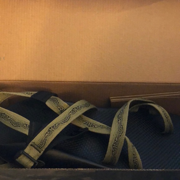 Z2 classic Chacos - men’s New green black main image 5